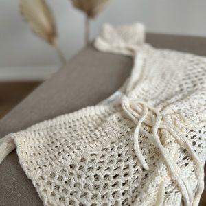 Knitted crop top shirt